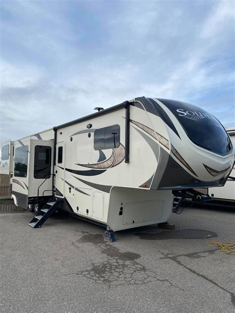 Grand design camper - The Reflection 150 Series delivers maximum living and comfort without maxing out your truck. With floorplans starting under 7,000 pounds and 90-degree turning radius capabilities, you can tow in confidence with many of today's half-ton and short-bed trucks. 